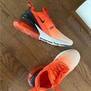 Nike Air Max 270